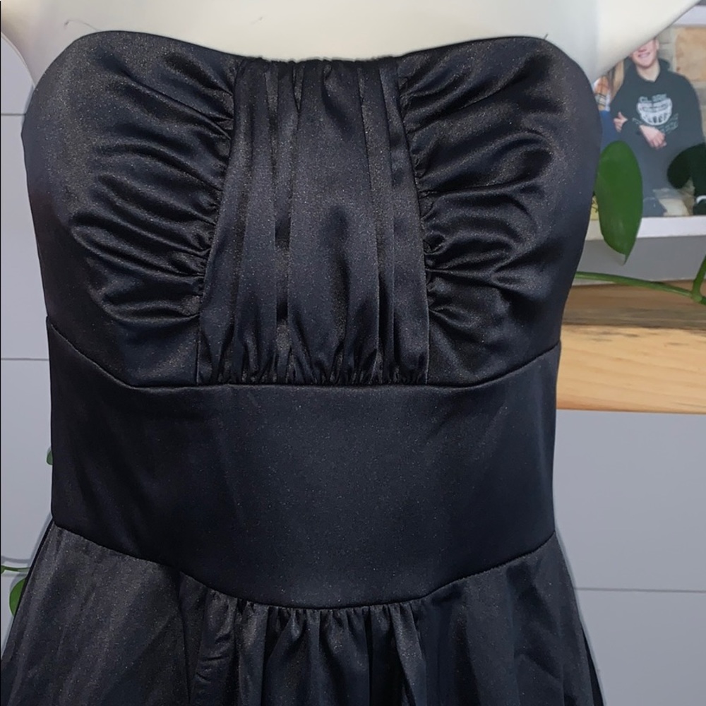 WHBM Black Cocktail Strapless Mini Dress sz 2 - Picture 4 of 7